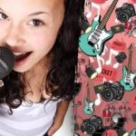 Μόνο ένας "ροκ σταρ με κοφτερό μάτι" μπορεί να βρει ένα μικρόφωνο σε λιγότερο από ένα λεπτό. Μόνο ένας “ροκ σταρ με κοφτερό μάτι” μπορεί να βρει