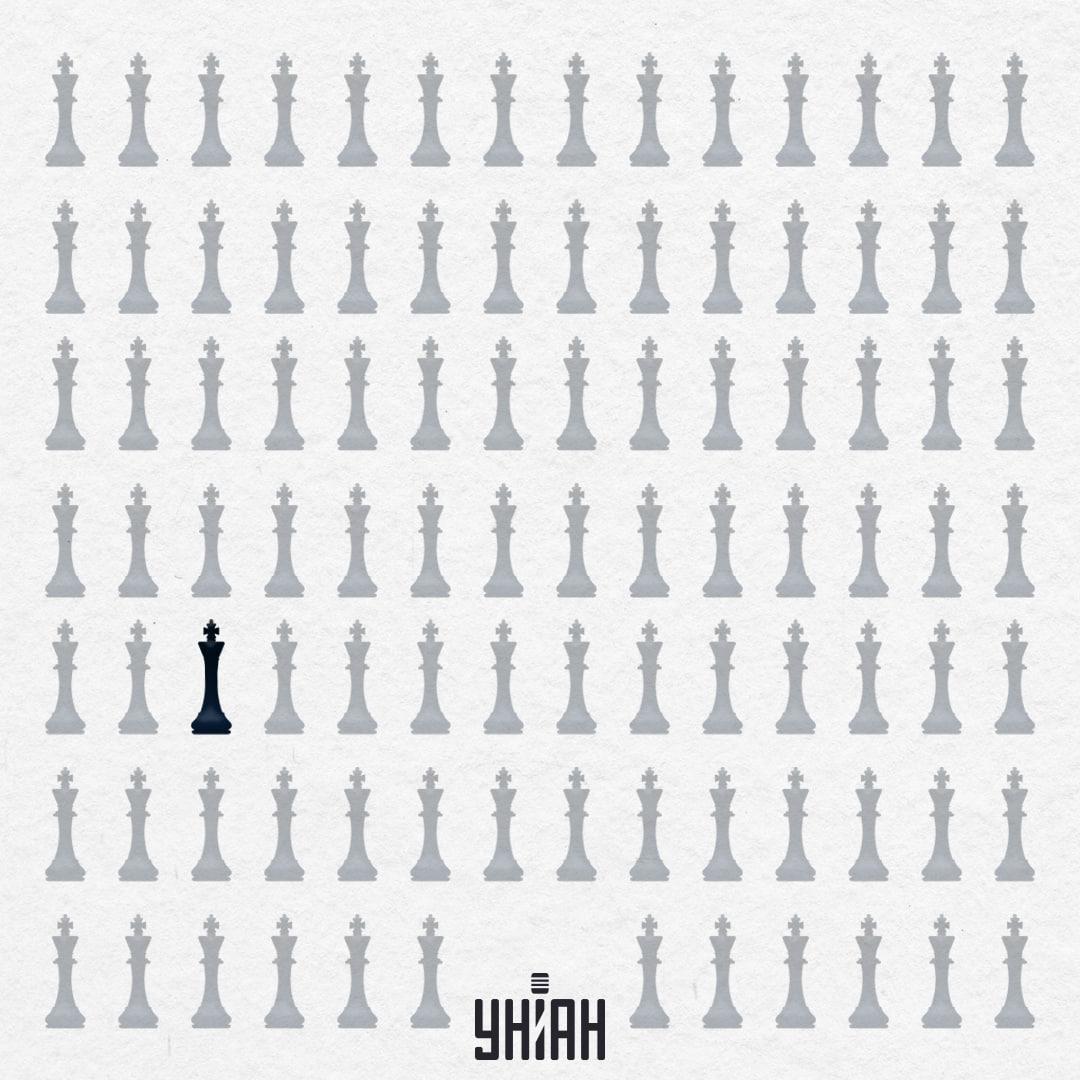 Ο παράξενος βασιλιάς του σκακιού ήταν στην τρίτη σειρά από κάτω πιο κοντά στη δεξιά άκρη εικόνα / κολάζ Moje